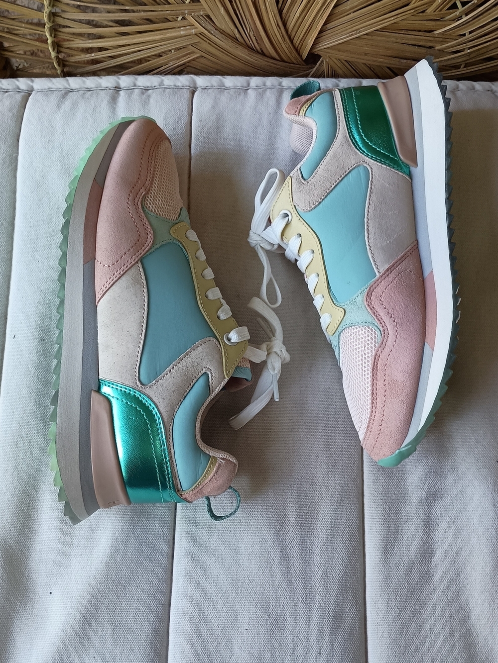 Hoff Women’s Pastel Colorblock Sneakers - Pink, Mint & Yellow_6
